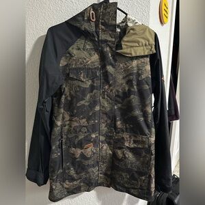 Dakine Women's Camouflage Snowboard Jacket